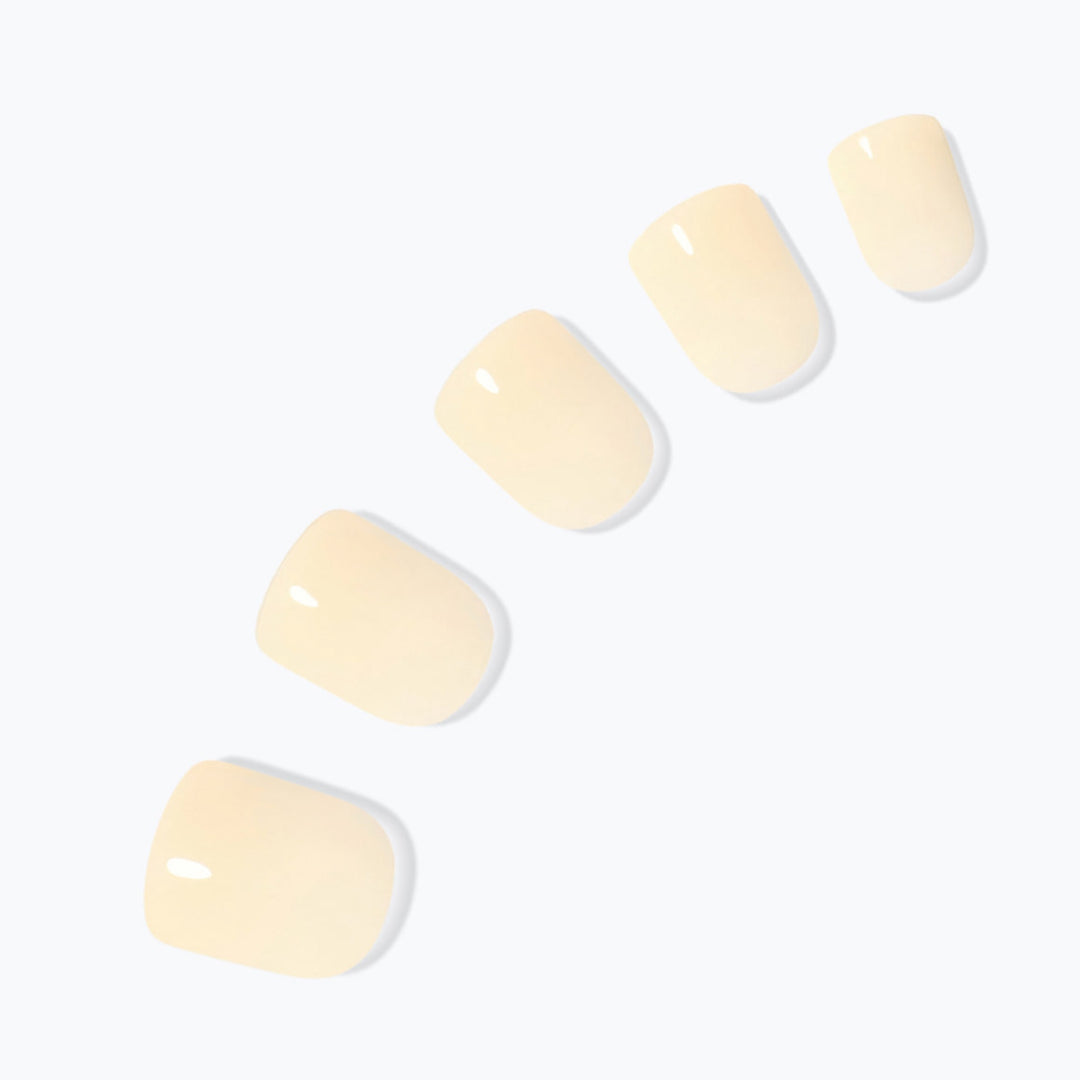 New Magic Press Nails (Mani)  -  Butter Yellow (Short)