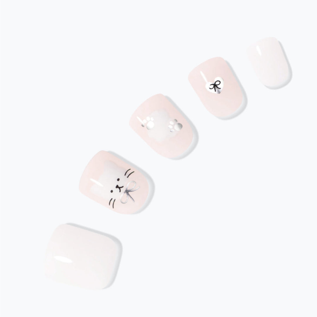 New Magic Press Nails (Mani)  - Baby Meow (Short)